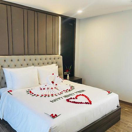 Le Anh Hotel Дуонг-Донг Экстерьер фото