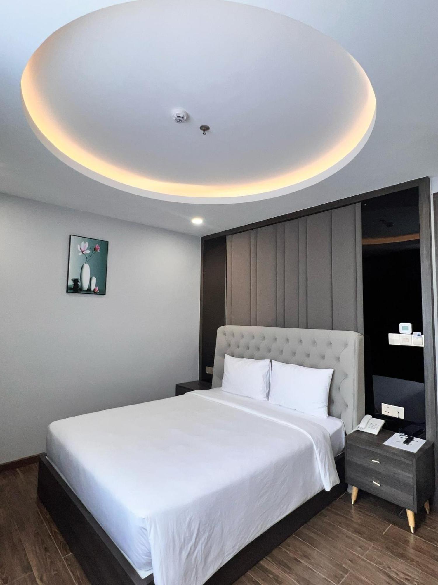 Le Anh Hotel Дуонг-Донг Экстерьер фото