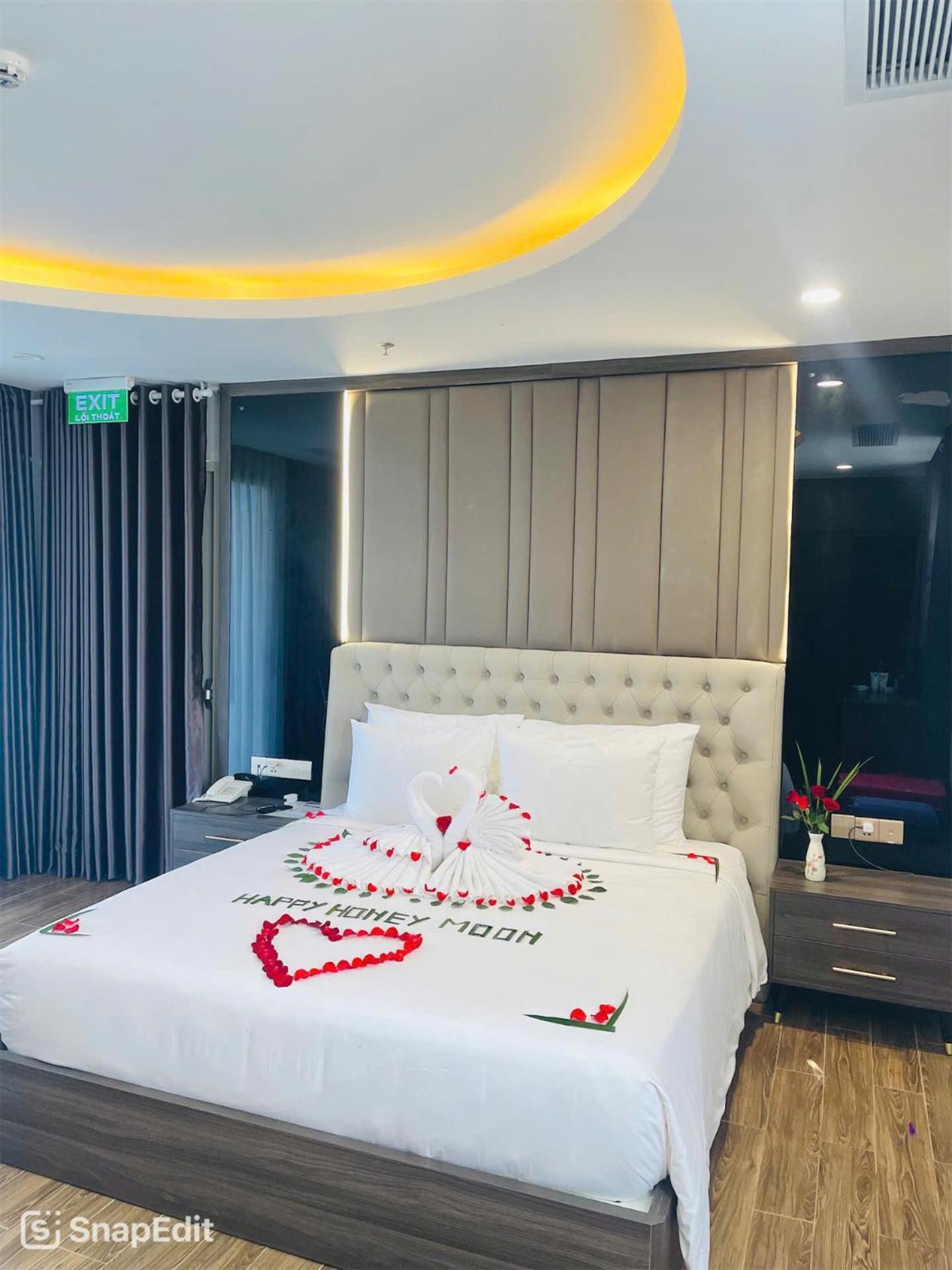 Le Anh Hotel Дуонг-Донг Экстерьер фото